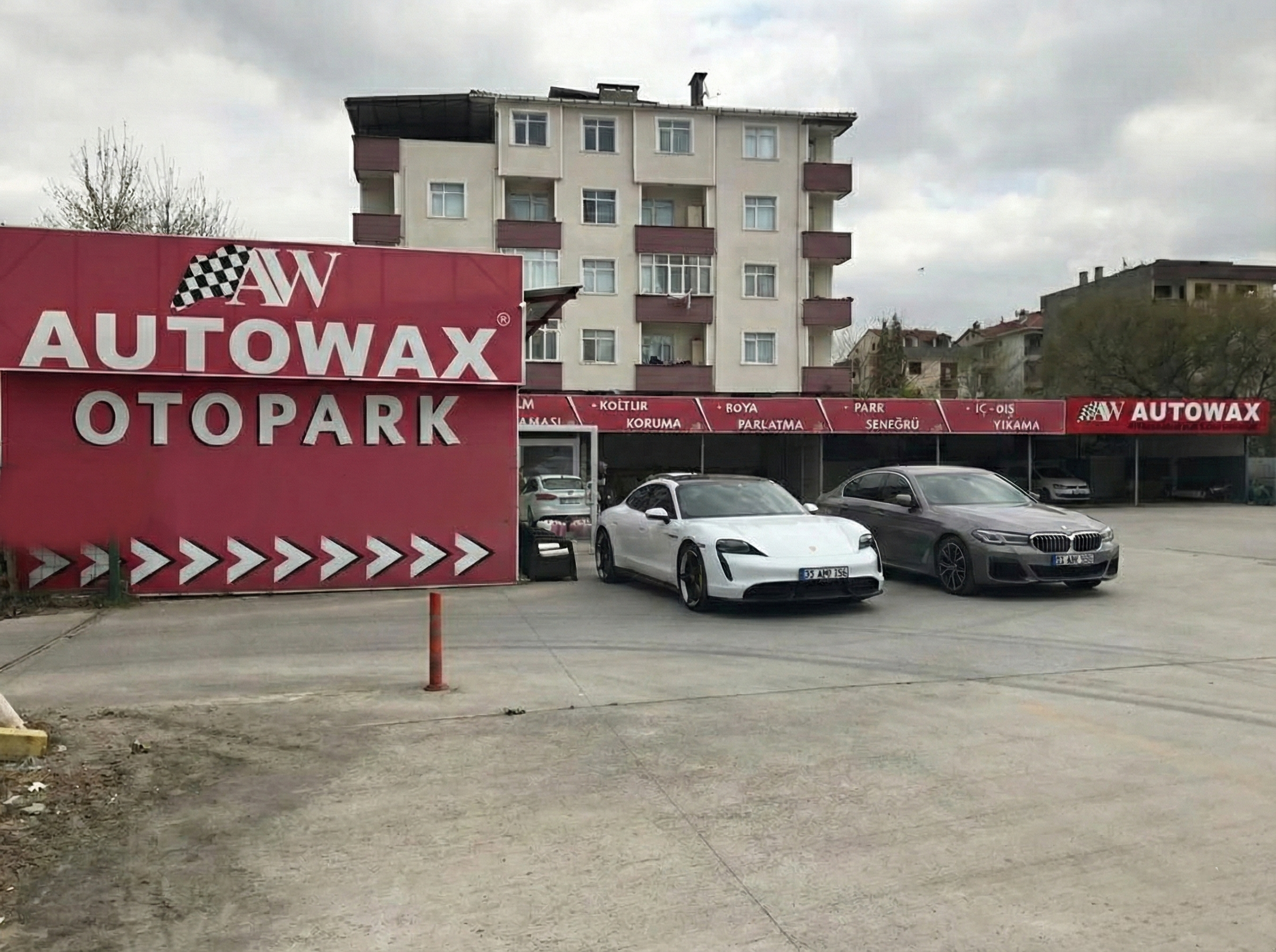 Autowax Darıca Araç Kaplama Atölyesi ve PPF Uygulama Alanı